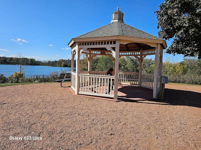 Silver Lake Park - Image 2