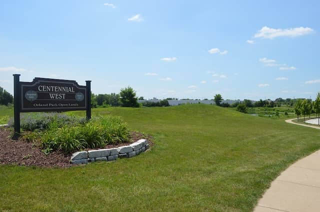 Centennial Park West - Image 1