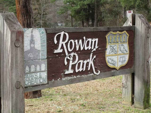 Rowan Park - Image 1