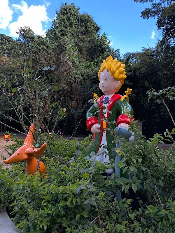 Escultura de El Principito - Image 1