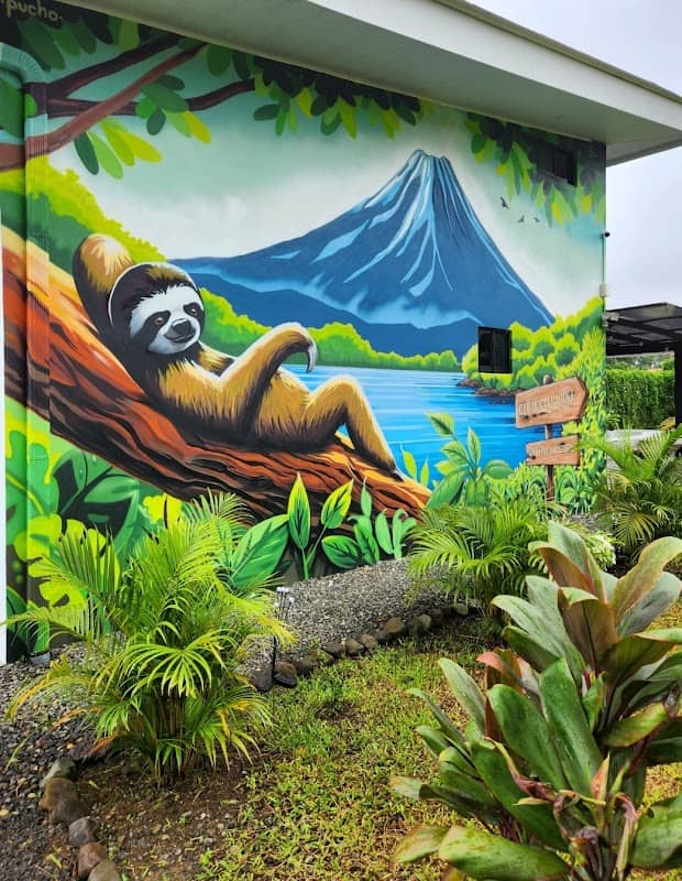Perezoso Mural - Image 1
