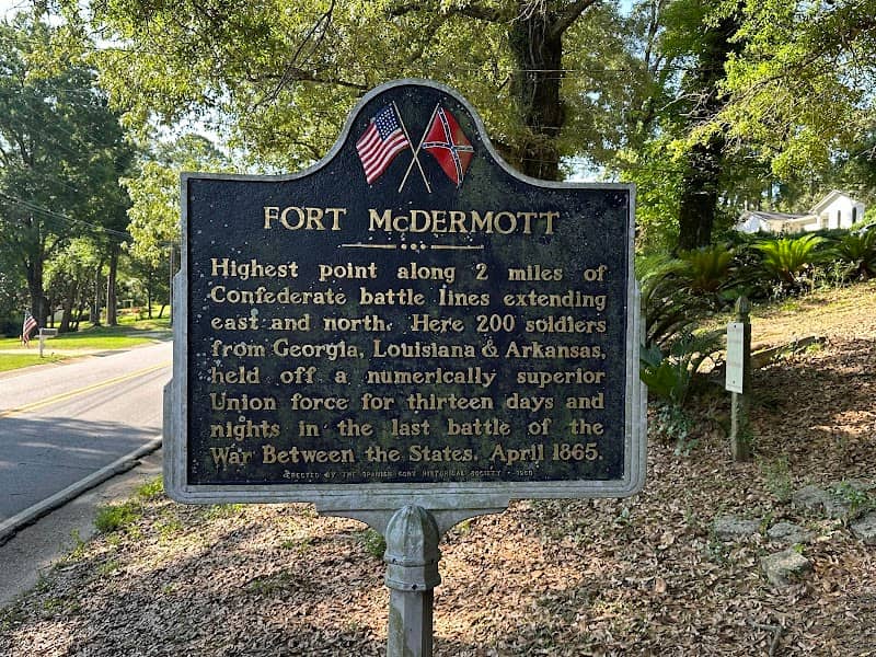 Fort McDermott Confederate Memorial Park - Image 2