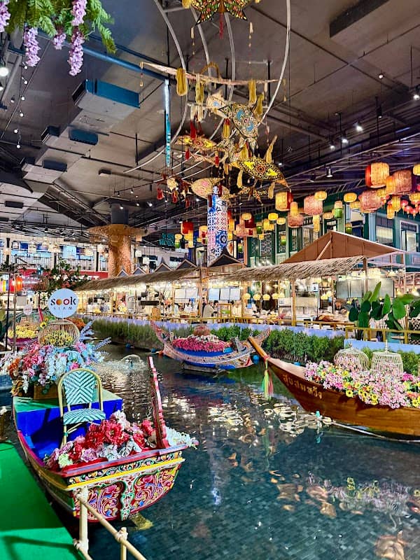 Hop On Hop Off STOP No.14 - ICONSIAM (Sightseeing tour by Elephant Bus Tours) - Image 1
