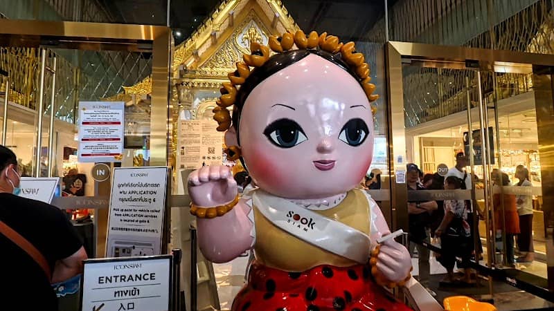 Hop On Hop Off STOP No.14 - ICONSIAM (Sightseeing tour by Elephant Bus Tours) - Image 1