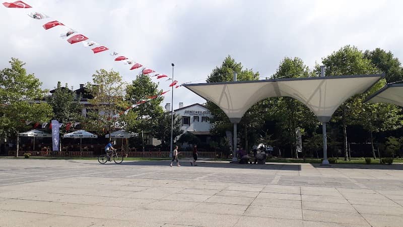 Park - Image 1