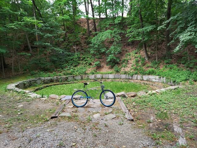 Franklin Railroad Turntable - Image 2