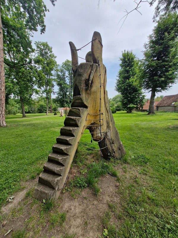 Zámecký park Petrovice - Image 1