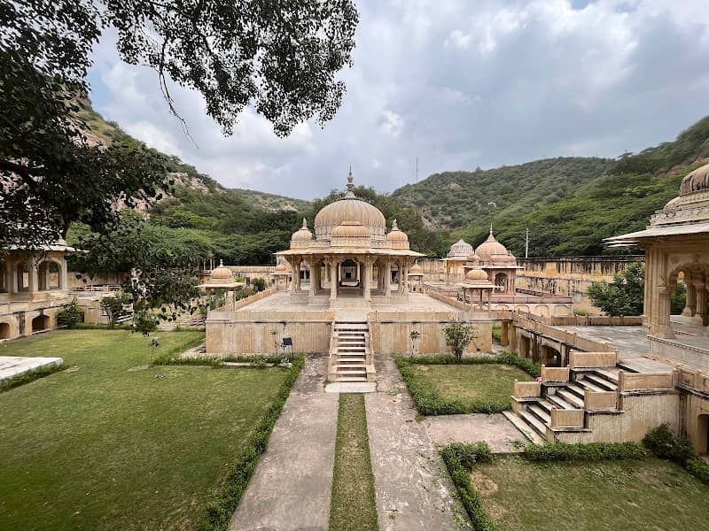 Gaitor Ki Chhatriyan - Image 2