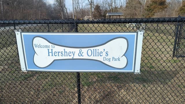 Lakengren Dog Park - Image 1