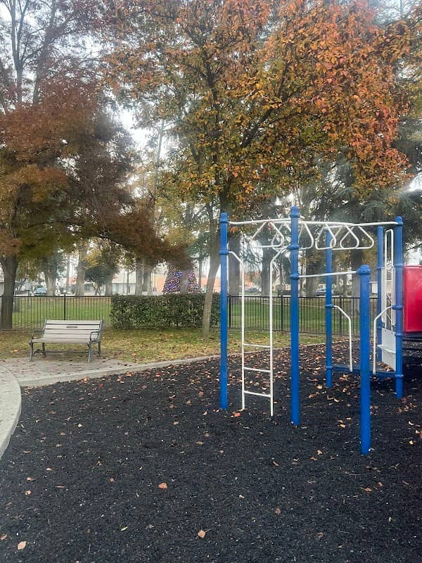 Veterans Memorial Park - Image 1