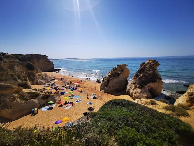 Praia dos Abracinhos - Image 3