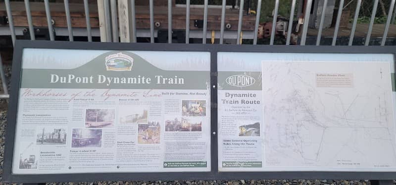 Dupont Dynamite Train - Image 2