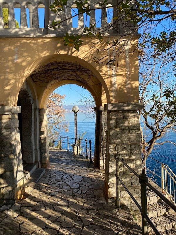 Opatija lungomare - Image 1