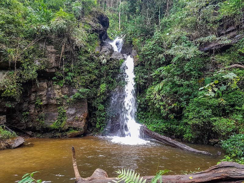 Montha Than Waterfall Trailhead - Image 1