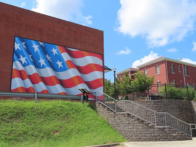Old Glory Mural - Image 1