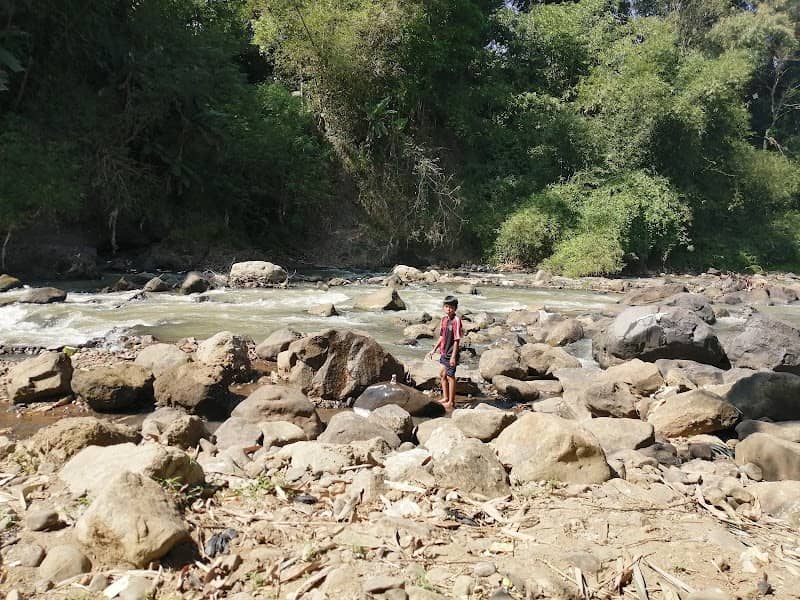 Sungai Cipeles Leuwi Asep Ketib Belakang Perum - Image 2