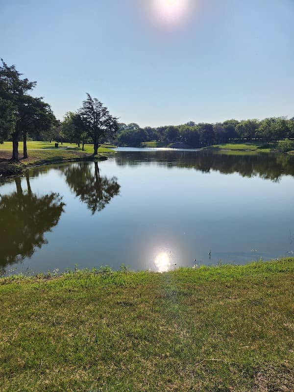 Lions Park - Image 1
