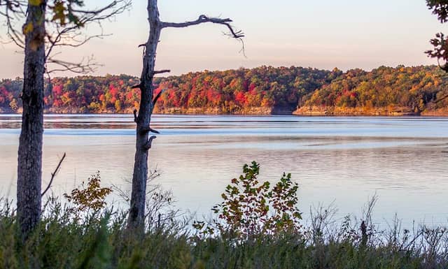 Pomme De Terre Lake - Image 1