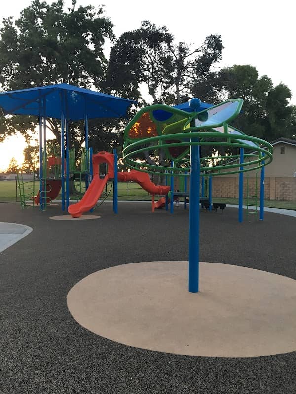 Loma Park - Image 2
