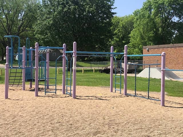 Lincoln Park - Image 2