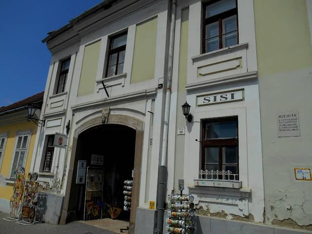Paplanos-Najman-ház - Image 1