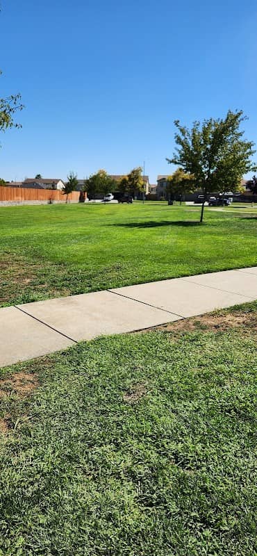 River Glen Park - Image 1