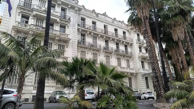 Palazzo Bellevue - Image 2