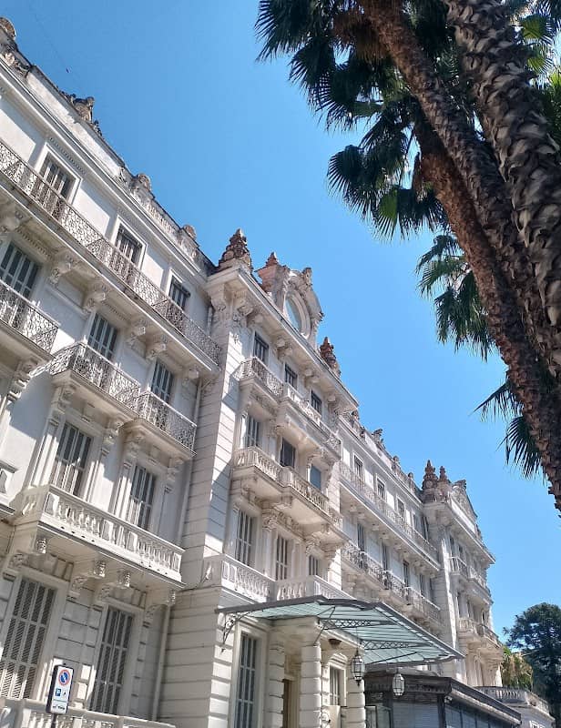 Palazzo Bellevue - Image 1