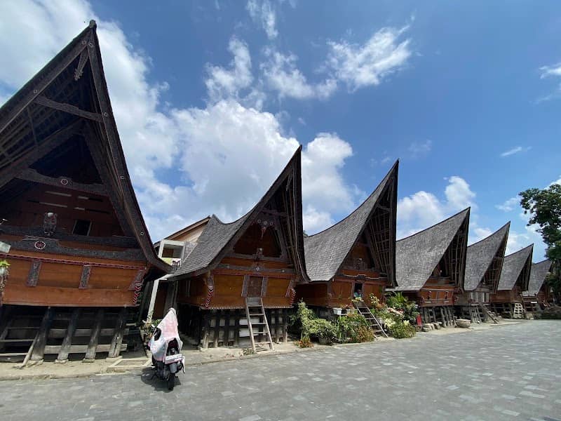 Huta Siallagan - Image 1