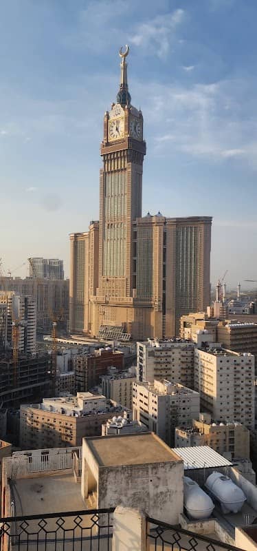 Makkah and clock tower view - Image 1