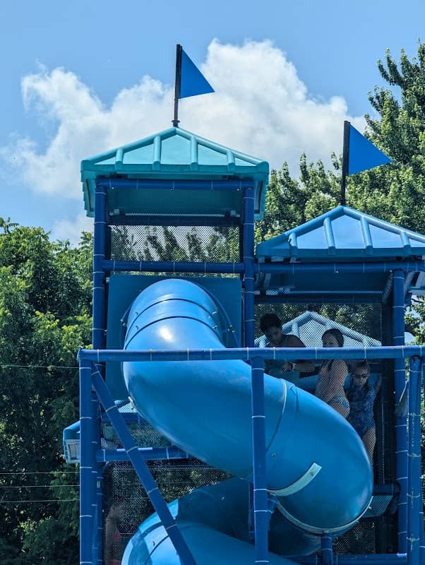 Germantown Aquatic Center - Image 2