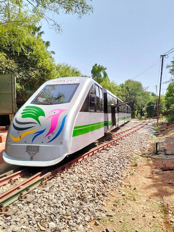Toy train - Image 1