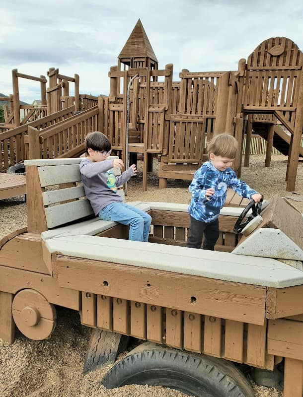Gateway Park - Image 2