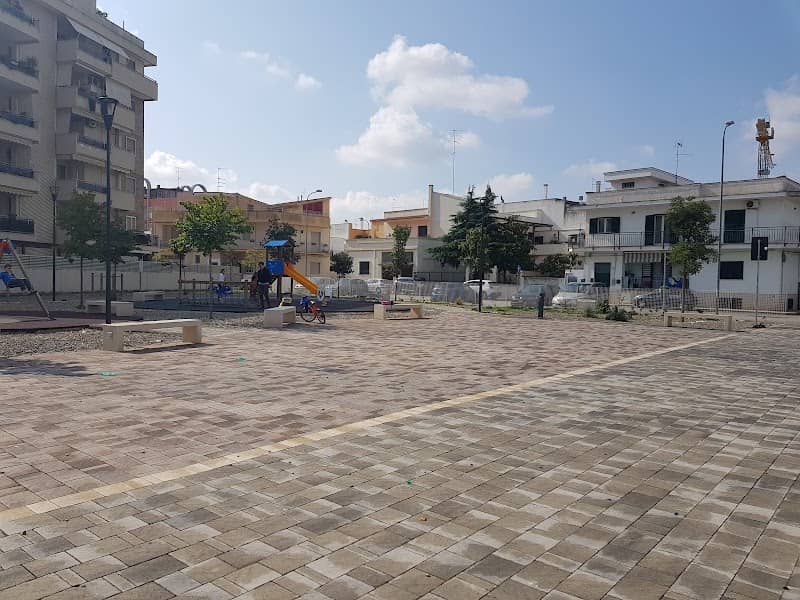 Parco urbano e area attrezzata per bambini - Image 1