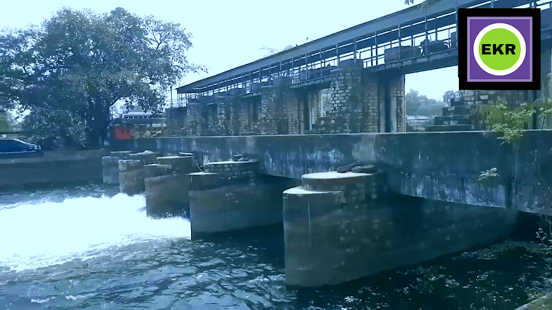 Lock Gate View Point - Image 1