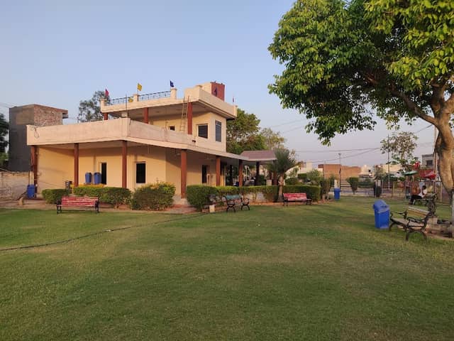 CITY PARK - Image 1