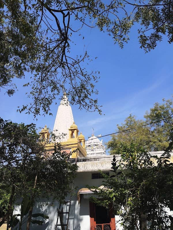 Sri Shiva Rama Guru Datha Sai Krishna Temple - Image 1