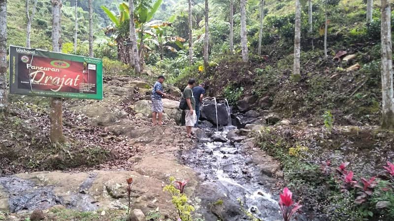 Air Terjun Rengganis - Image 1