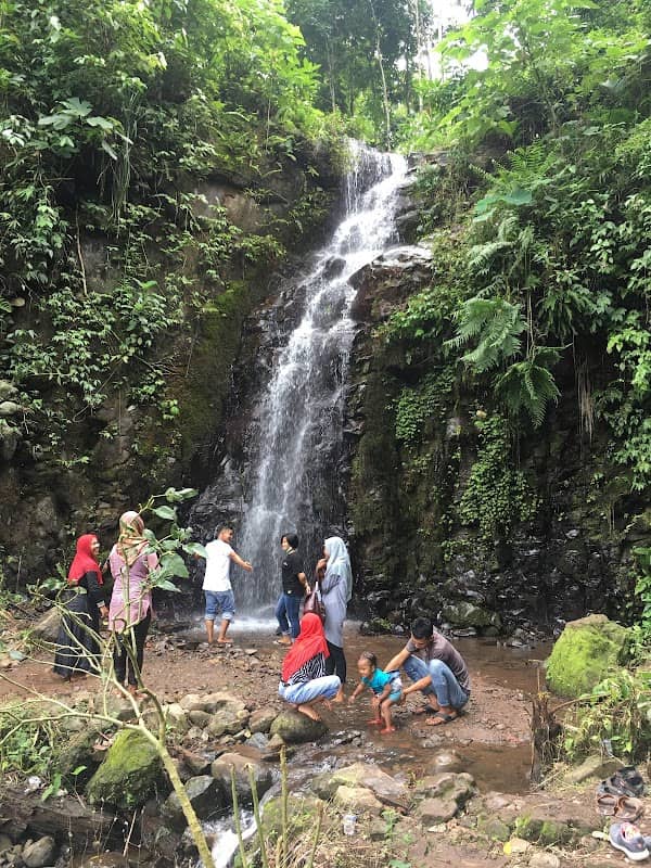 Air Terjun Rengganis - Image 2