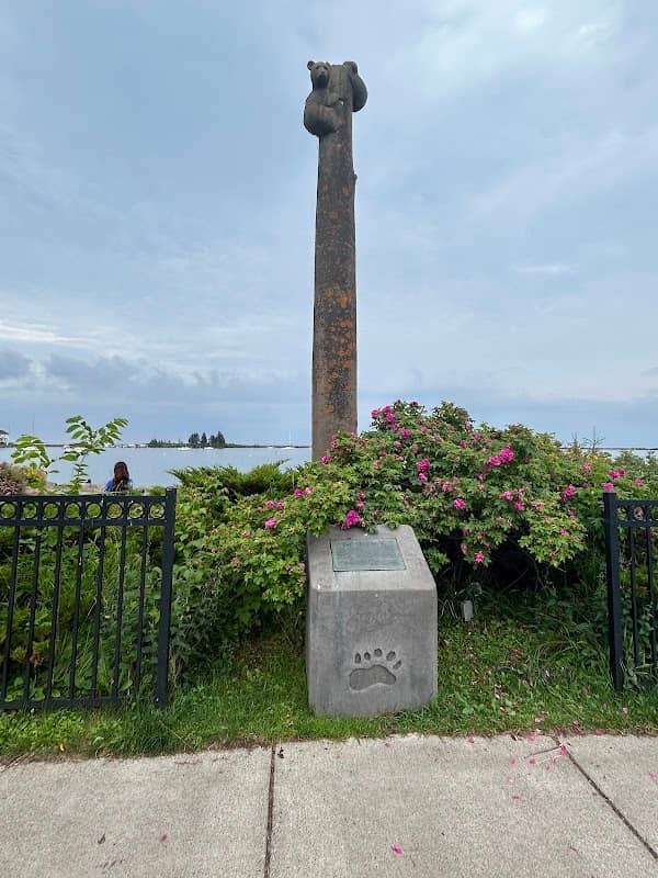Bear Tree Park - Image 1