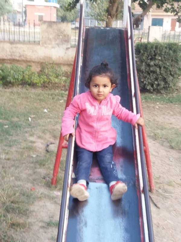 Bahar-e-Madina Park - Image 1