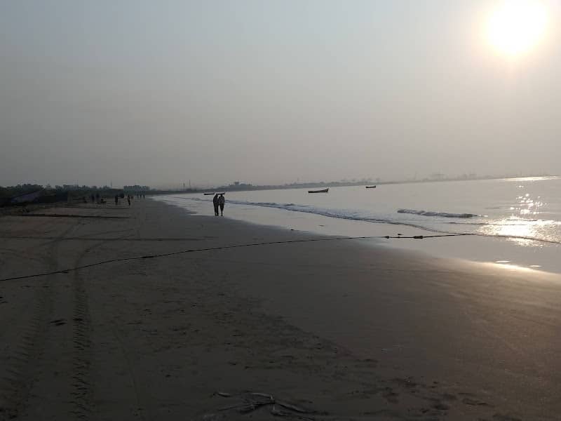 Thoothukudi Harbour Beach - Image 1