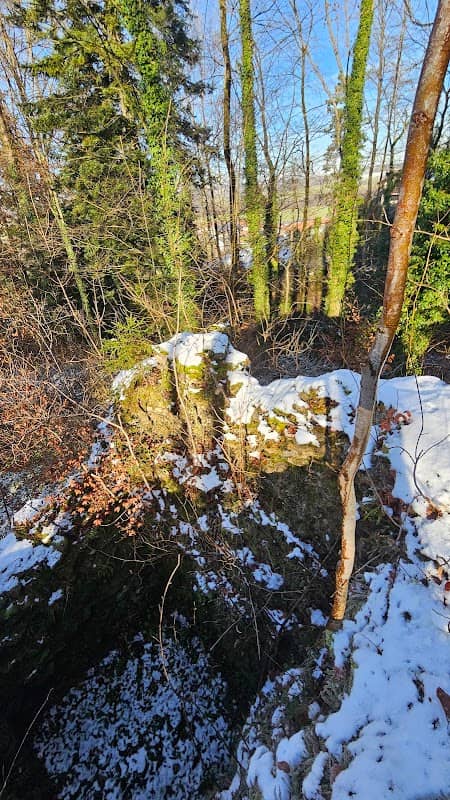 Tipa Turm - Image 1