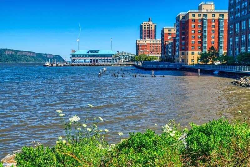 Esplanade Park - Image 4