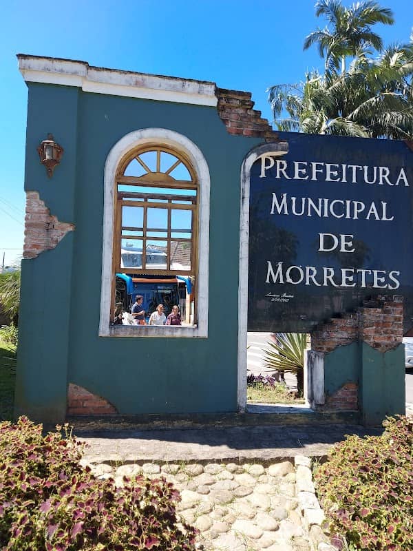 Janela de Morretes - Image 1