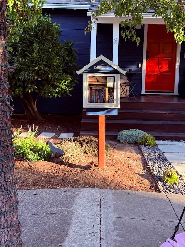 Little Free Library - Image 1