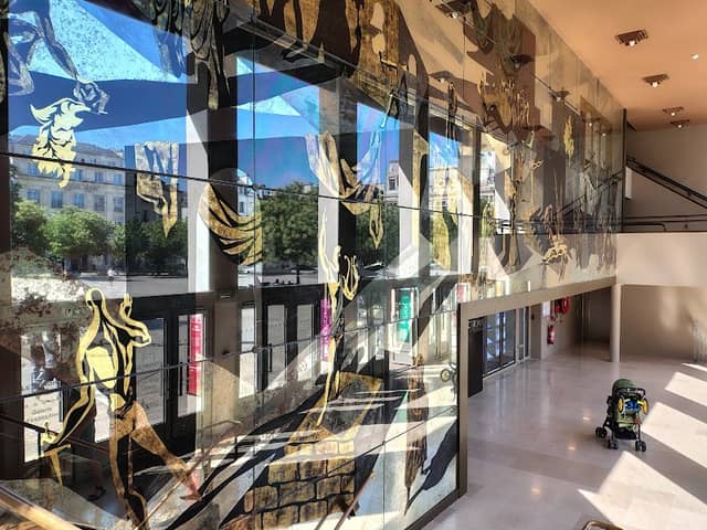 Pansart glass and mirror mural - Image 1
