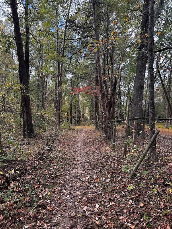 Guilford County Farm Trailhead - Image 1