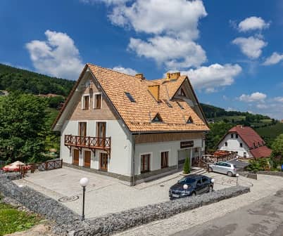 SPA & MASSAGE CENTER - Image 1