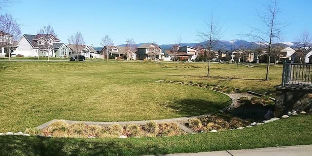 Half Moon Park - Image 2